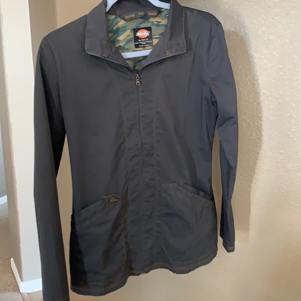 Dickies scrub jacket